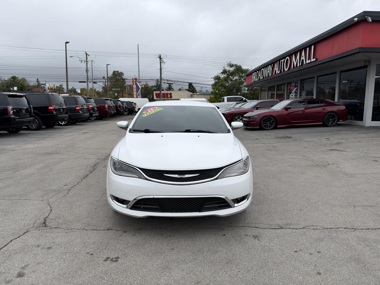 Chrysler 200 4dr Sdn C FWD 2015