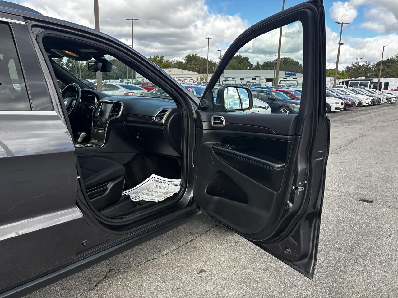 Jeep Grand Cherokee 4WD 4dr Laredo 2016