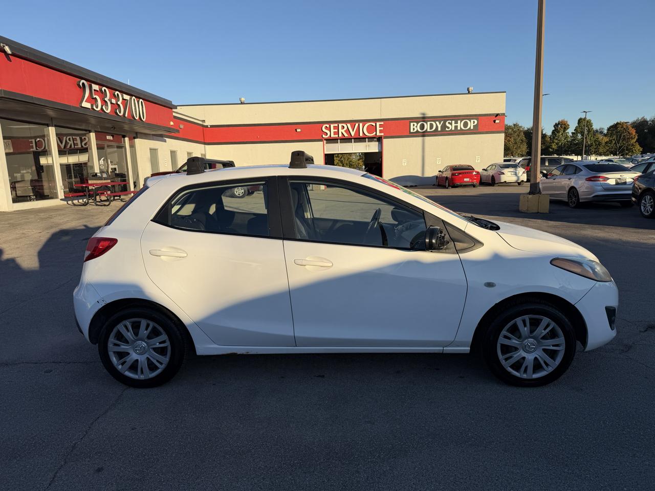 Mazda MAZDA2  2012