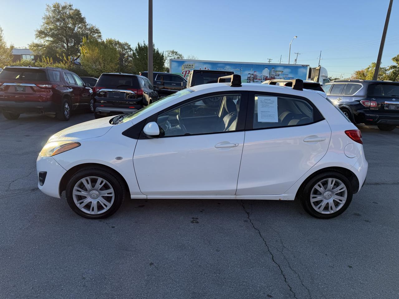 Mazda MAZDA2  2012