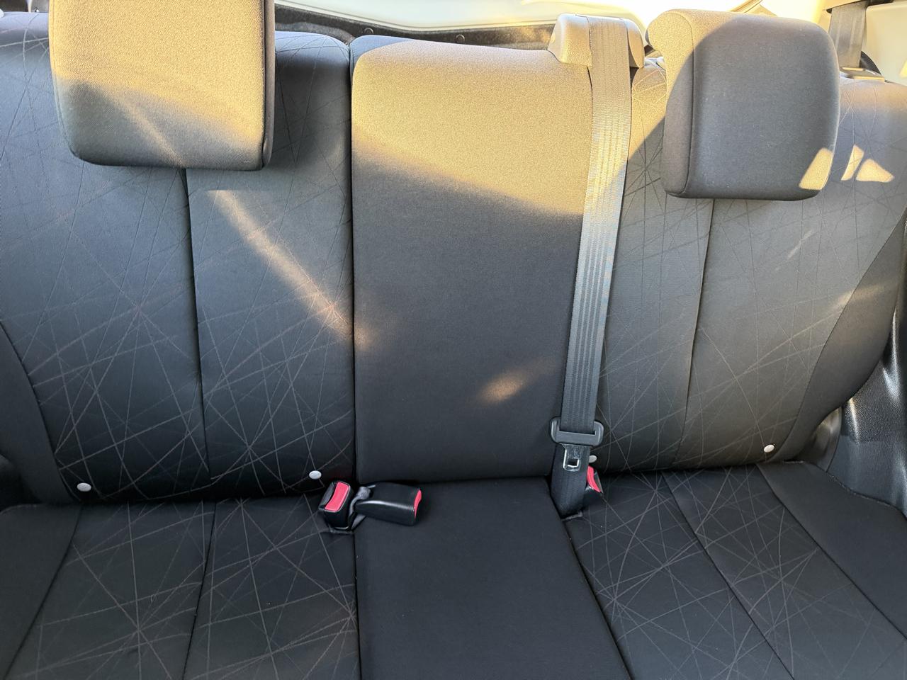 Mazda MAZDA2  2012