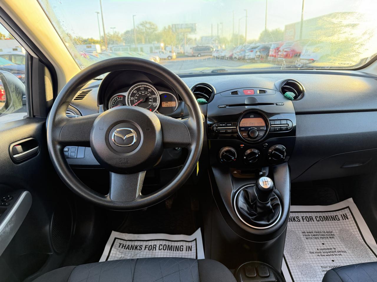 Mazda MAZDA2  2012