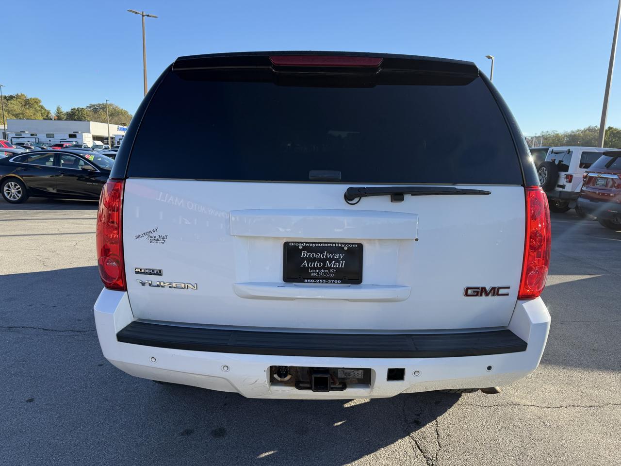 GMC Yukon 4WD 4dr 1500 SLT w/4SA 2008
