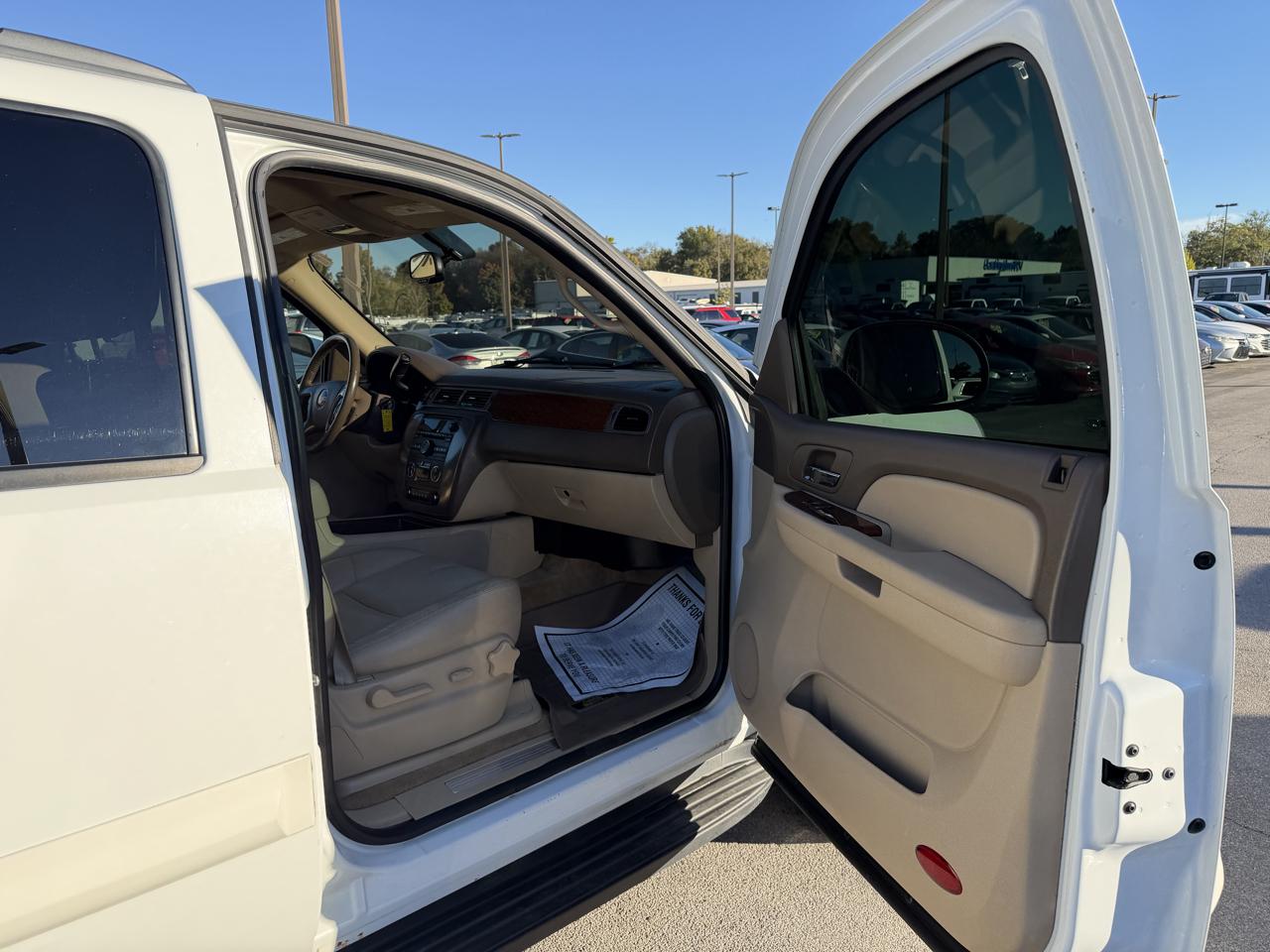 GMC Yukon 4WD 4dr 1500 SLT w/4SA 2008