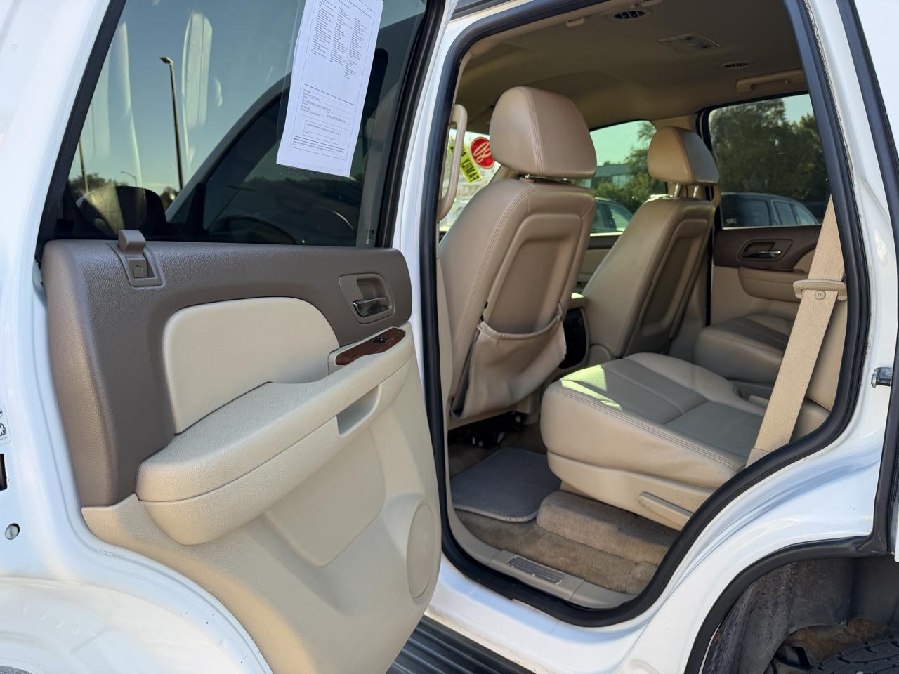GMC Yukon 4WD 4dr 1500 SLT w/4SA 2008