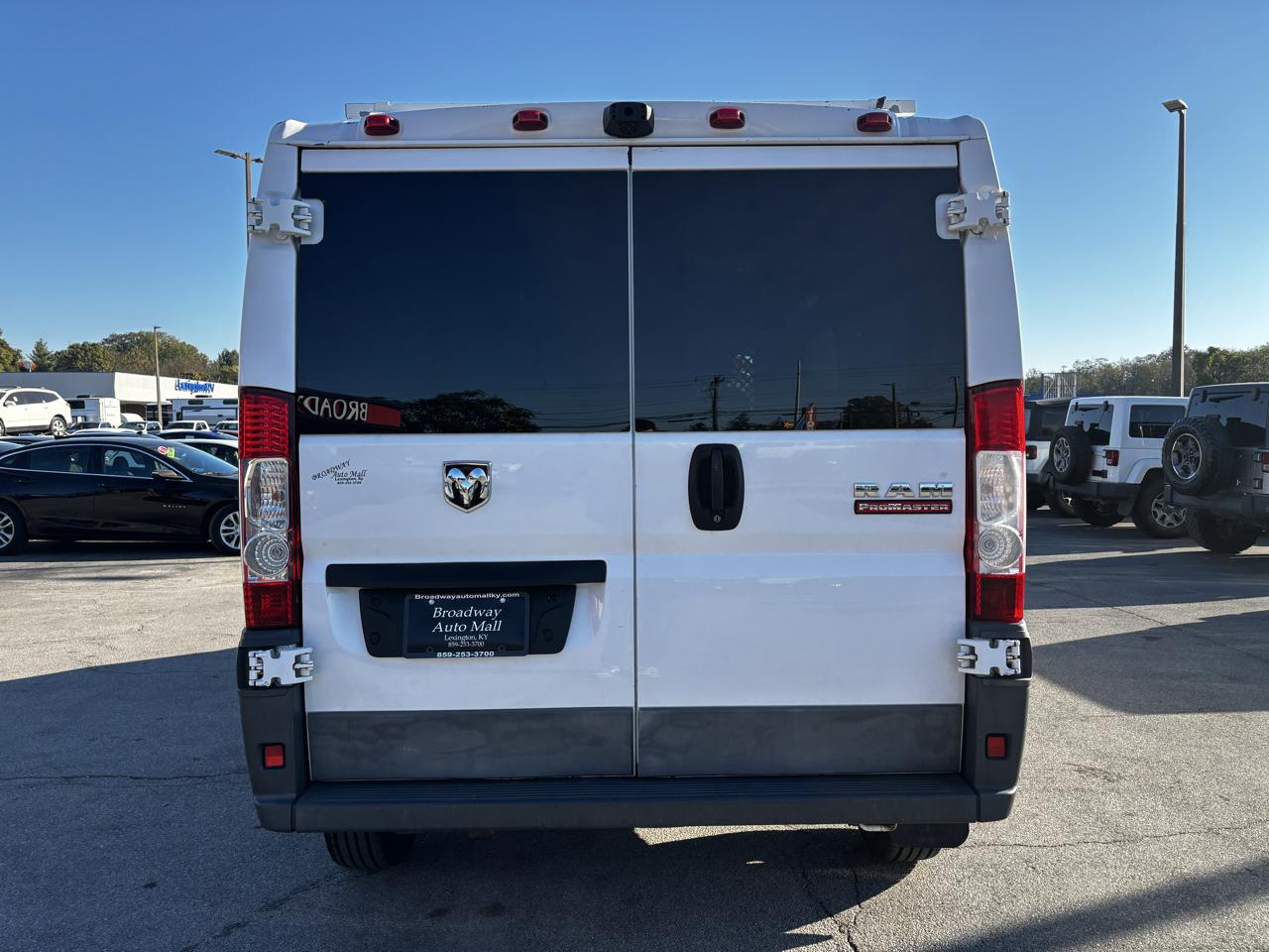 RAM ProMaster Cargo Van 1500 Low Roof 136" WB 2017