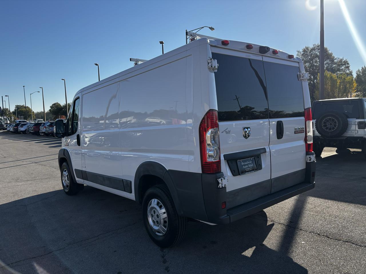 RAM ProMaster Cargo Van 1500 Low Roof 136" WB 2017