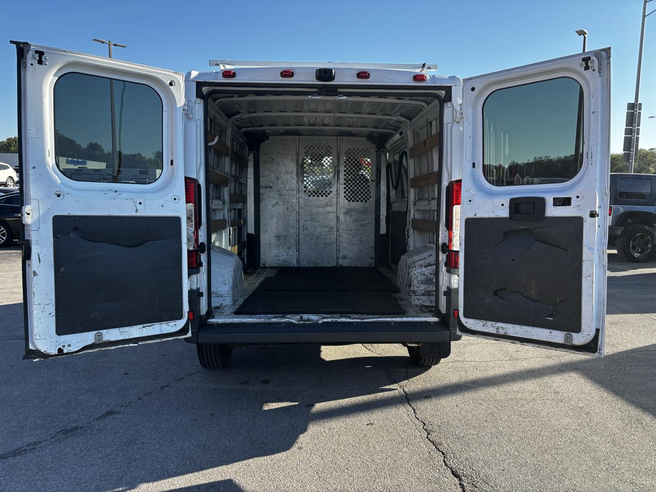 RAM ProMaster Cargo Van 1500 Low Roof 136" WB 2017