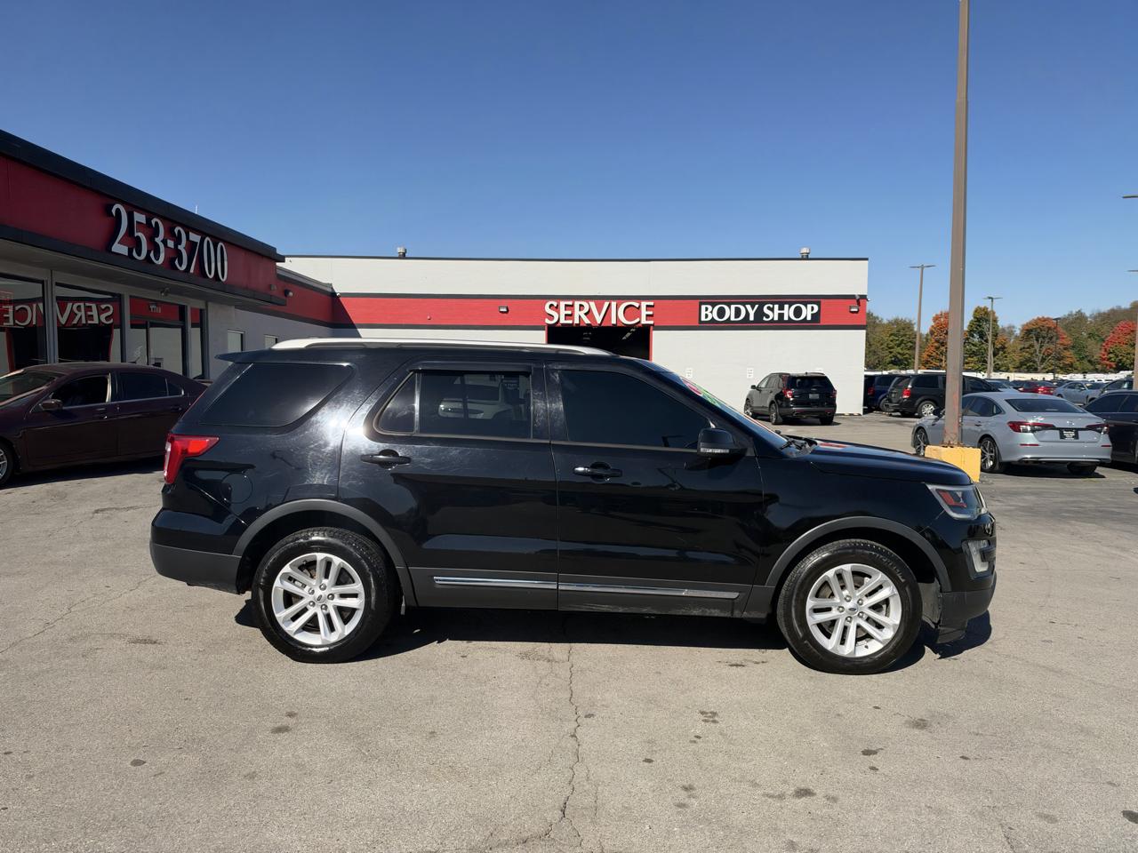 Ford Explorer FWD 4dr XLT 2016