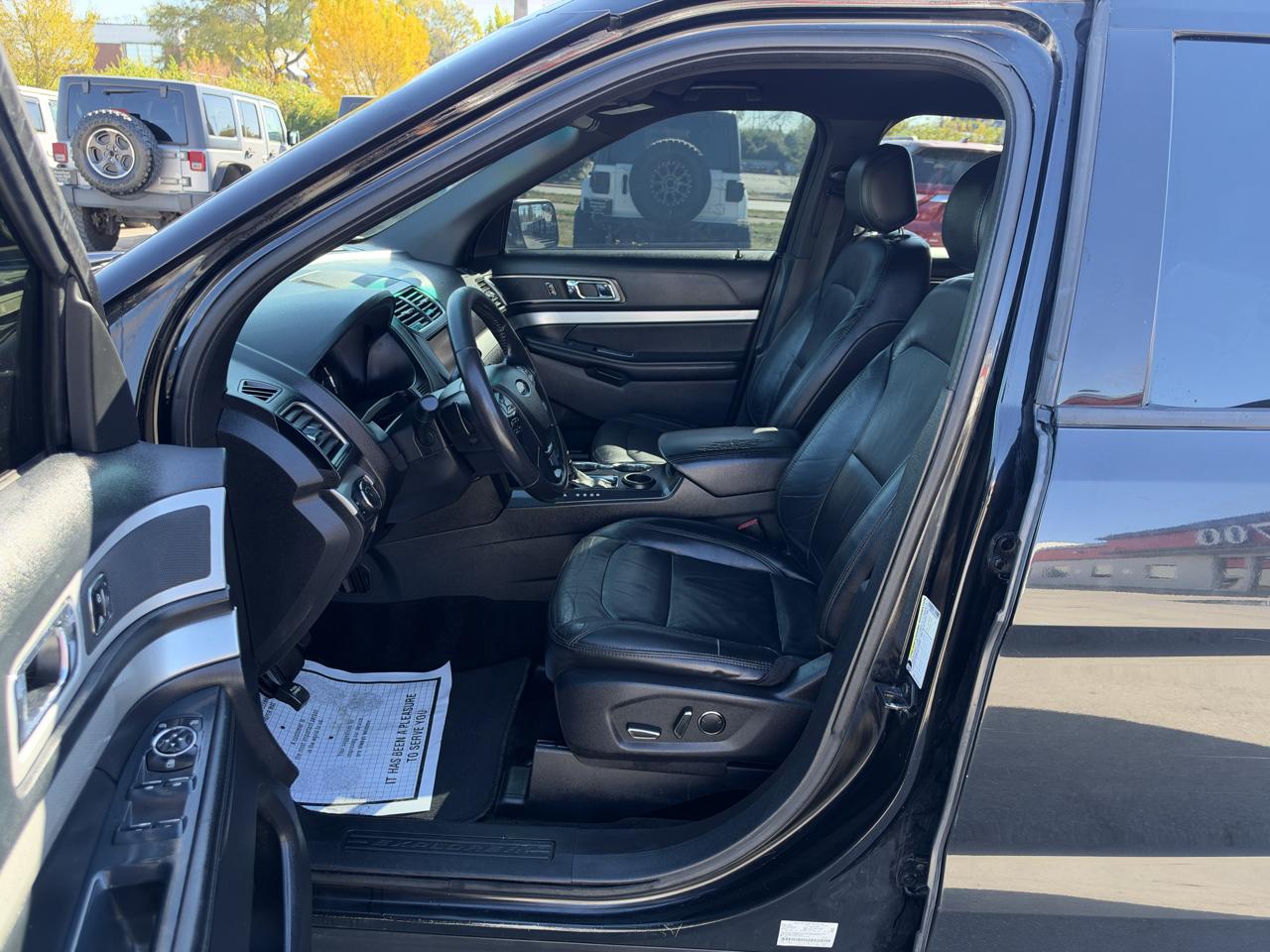 Ford Explorer FWD 4dr XLT 2016