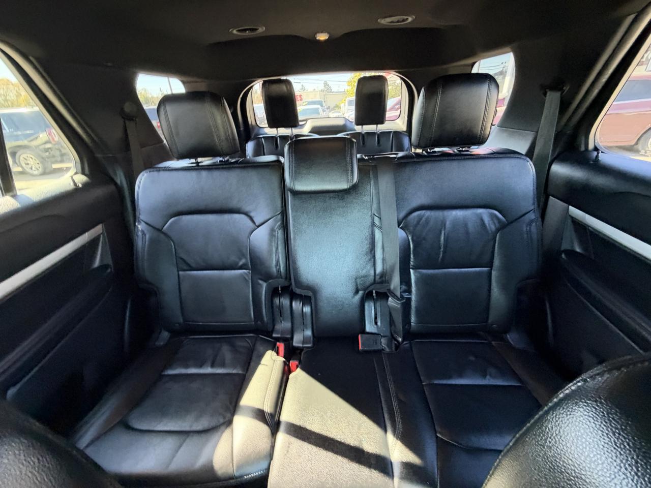 Ford Explorer FWD 4dr XLT 2016