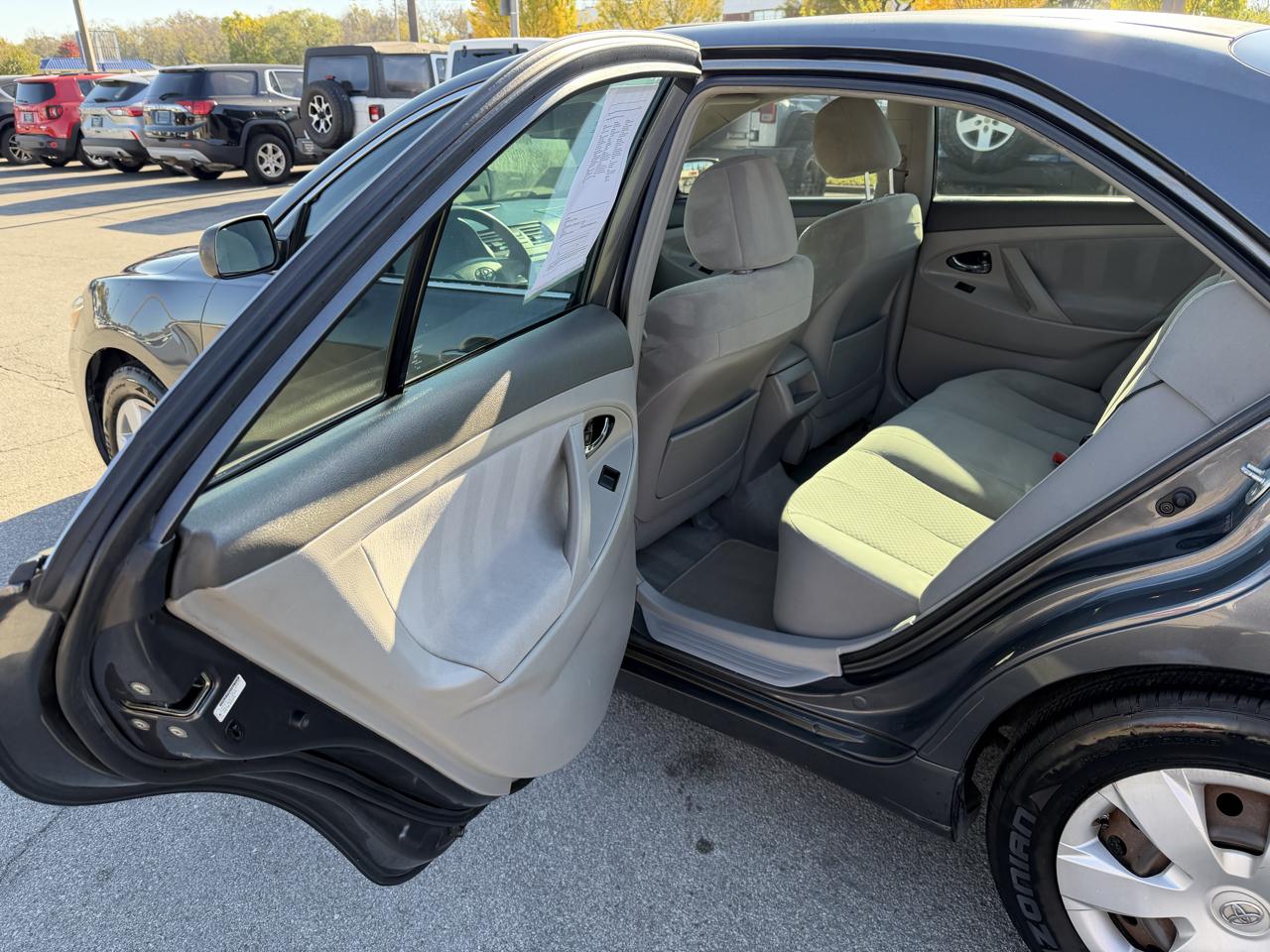 Toyota Camry LE 2007