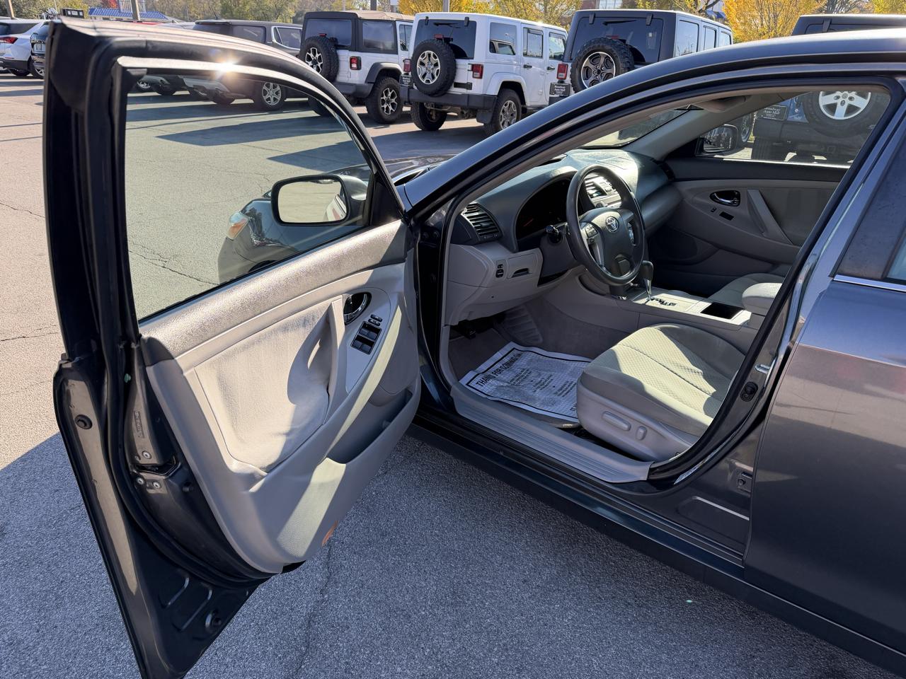 Toyota Camry LE 2007