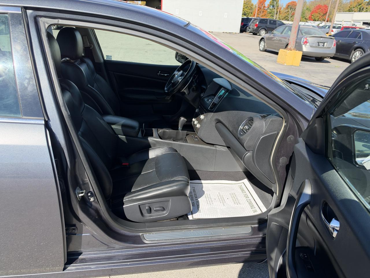 Nissan Maxima 4dr Sdn 3.5 SV w/Sport Pkg 2013