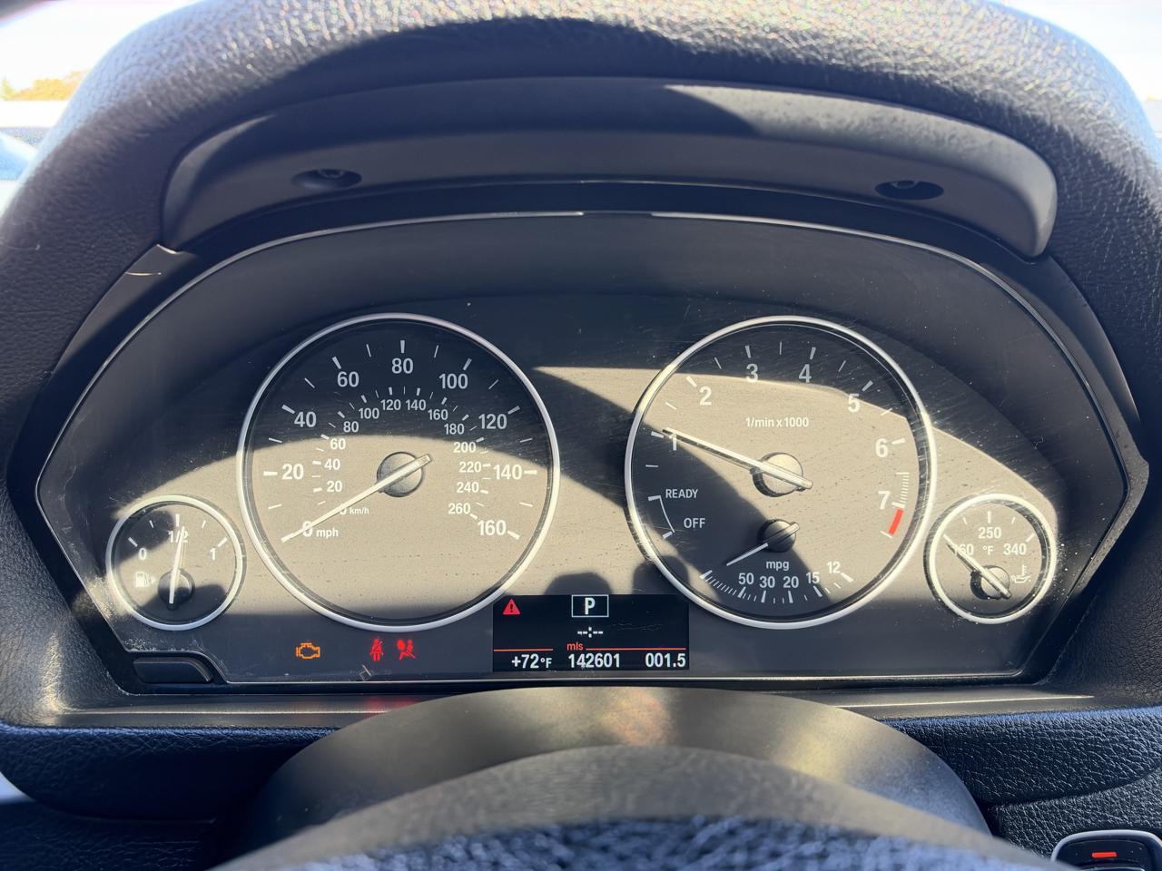 BMW 3 Series 4dr Sdn 328i xDrive AWD SULEV 2013
