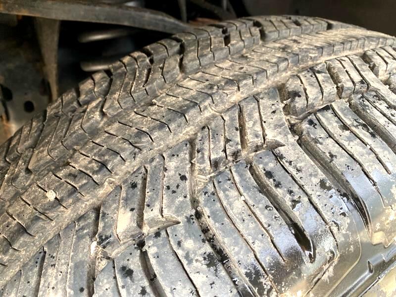 Ford F-150 XL SuperCab 8-ft. Bed 4WD 2011