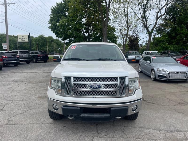 Ford F-150 XL SuperCab 8-ft. Bed 4WD 2011