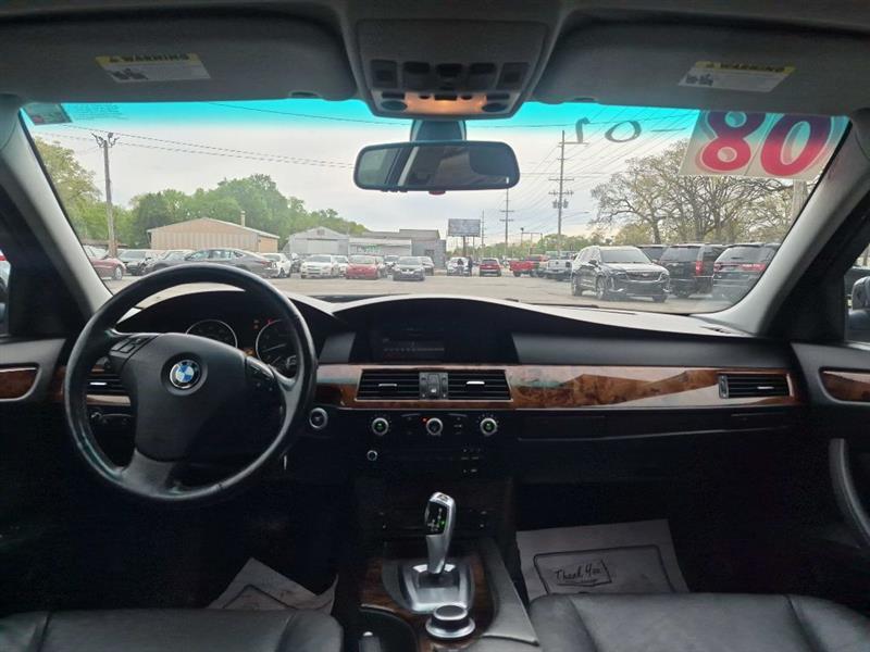BMW 5-Series 535xi 2008
