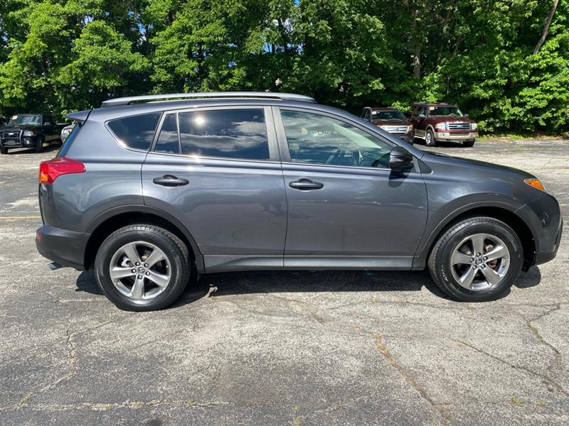 Toyota RAV4 XLE AWD 2015