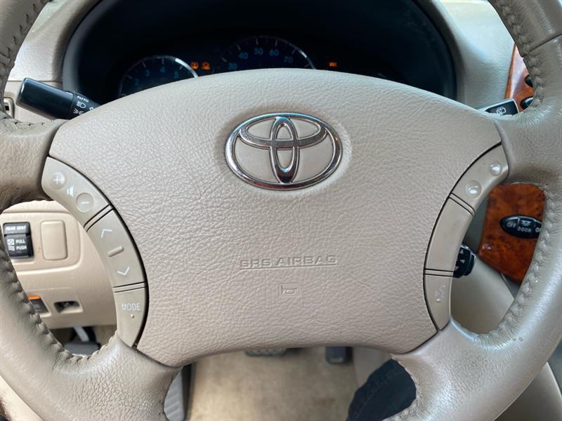 Toyota Sienna XLE AWD 2009