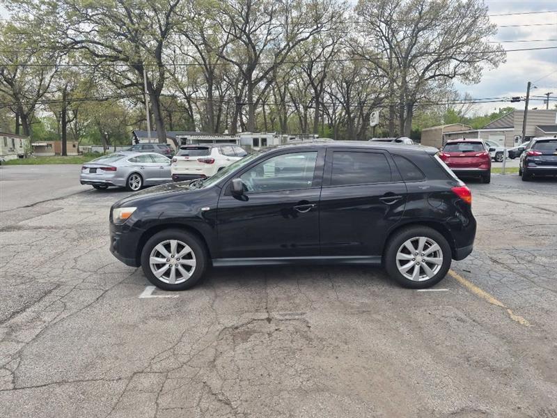 Mitsubishi Outlander Sport ES 2WD 2014