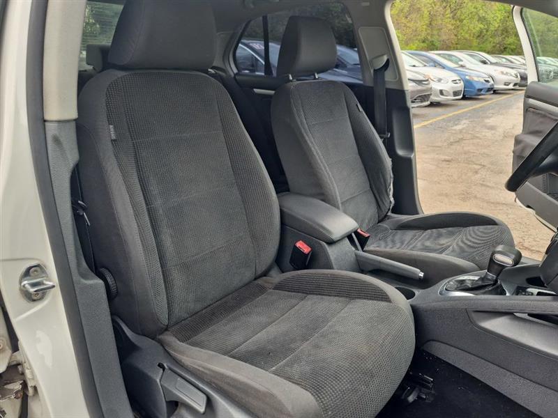Volkswagen Jetta S 2009