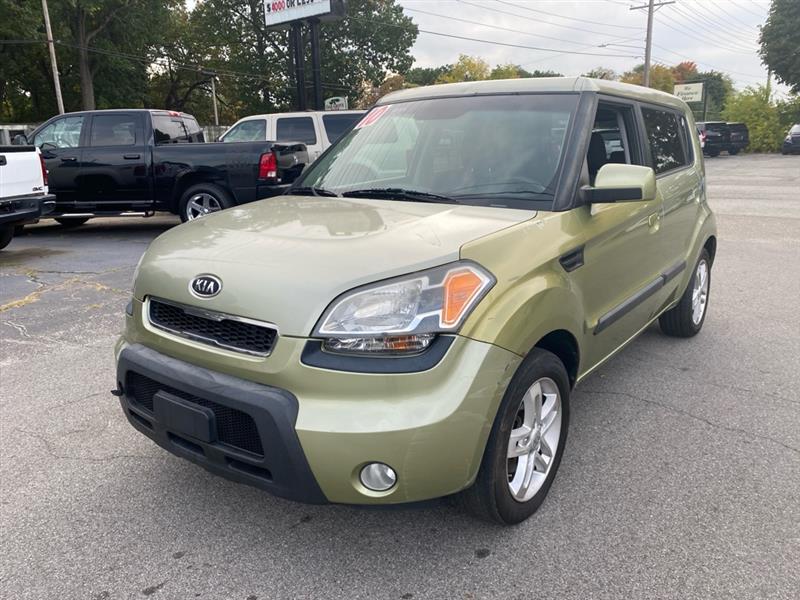 2010 Kia Soul +