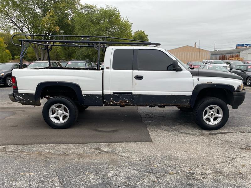Dodge Ram 1500 Quad Cab Short Bed 4WD 2001