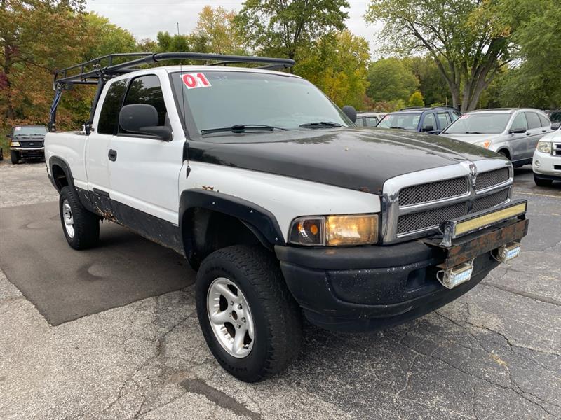 Dodge Ram 1500 Quad Cab Short Bed 4WD 2001