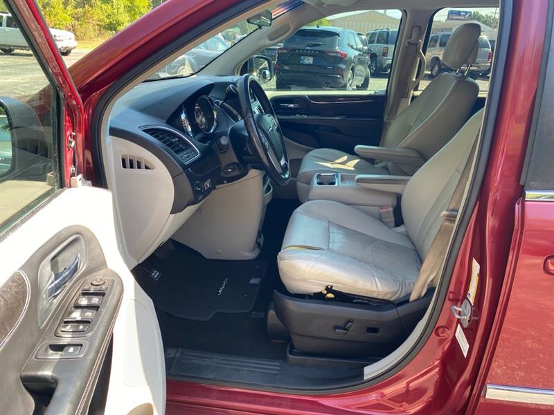 Chrysler Town & Country Touring-L 2011 Chrysler Town & Country Touring-L 2011