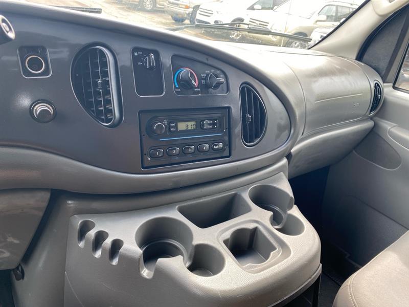 Ford Econoline E-250 2005 Ford Econoline E-250 2005