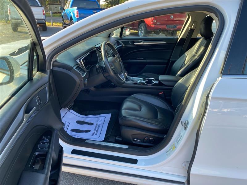 Ford Fusion Titanium 2016