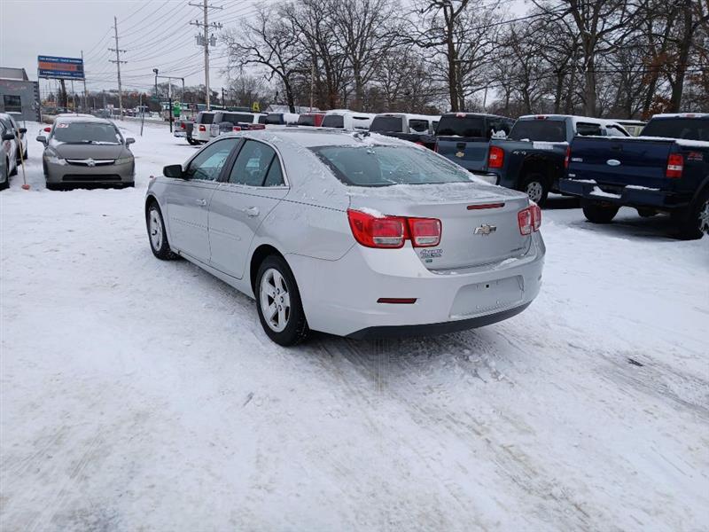 2015 Chevrolet Malibu 1LS's photo