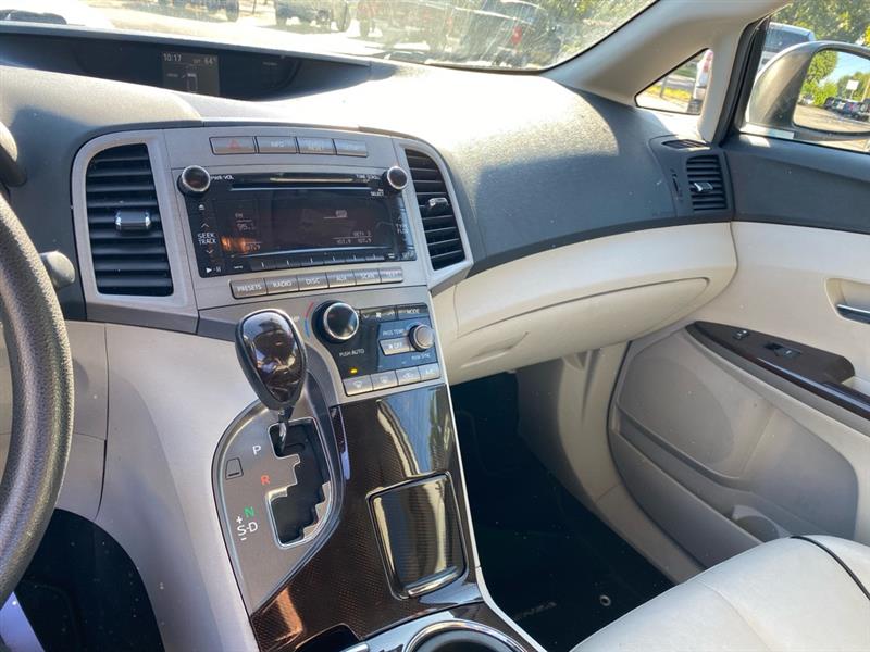 2011 Toyota Venza photo 12