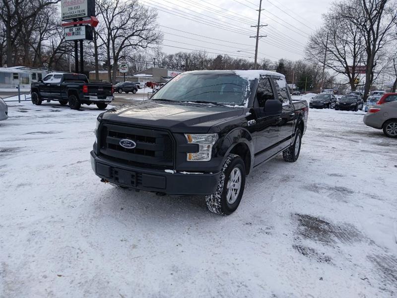 Ford F-150 XL SuperCrew 5.5-ft. Bed 4WD 2015