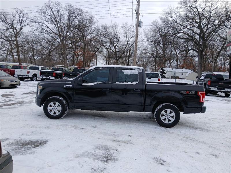 Ford F-150 XL SuperCrew 5.5-ft. Bed 4WD 2015