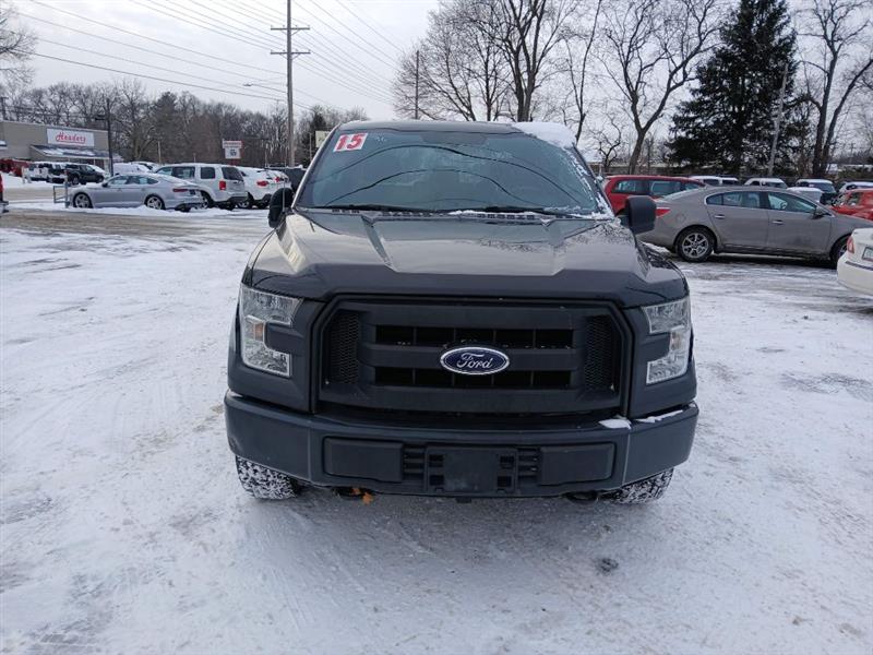 Ford F-150 XL SuperCrew 5.5-ft. Bed 4WD 2015