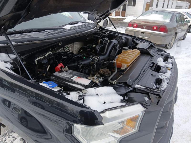 Ford F-150 XL SuperCrew 5.5-ft. Bed 4WD 2015