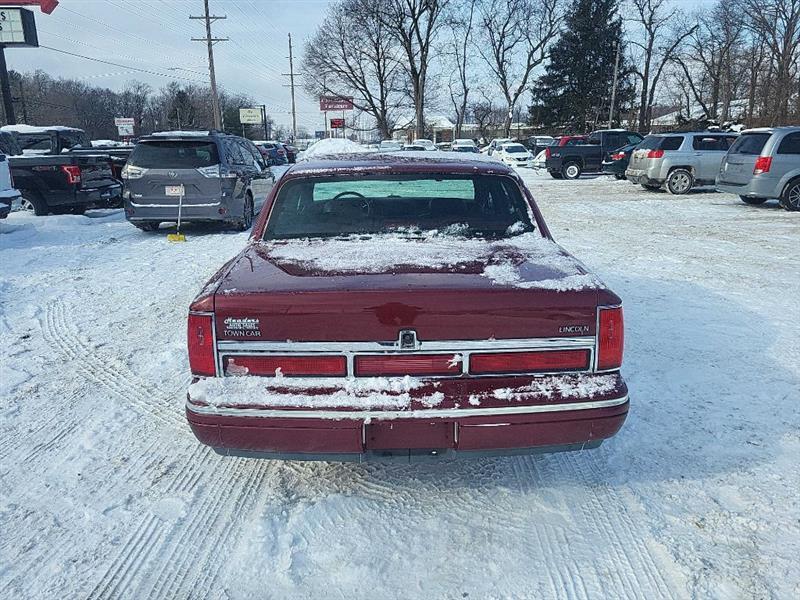 Lincoln Town Car Signature 1997