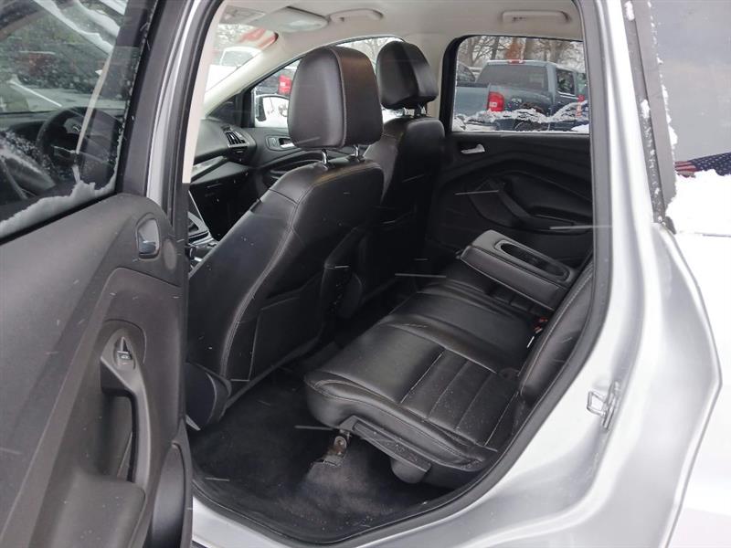 Ford Escape Titanium 4WD 2014