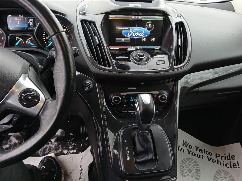 Ford Escape Titanium 4WD 2014