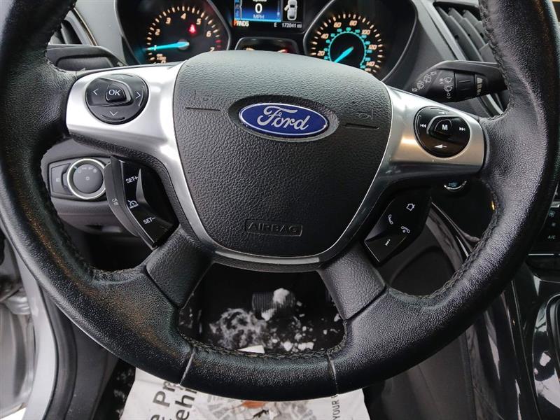 Ford Escape Titanium 4WD 2014