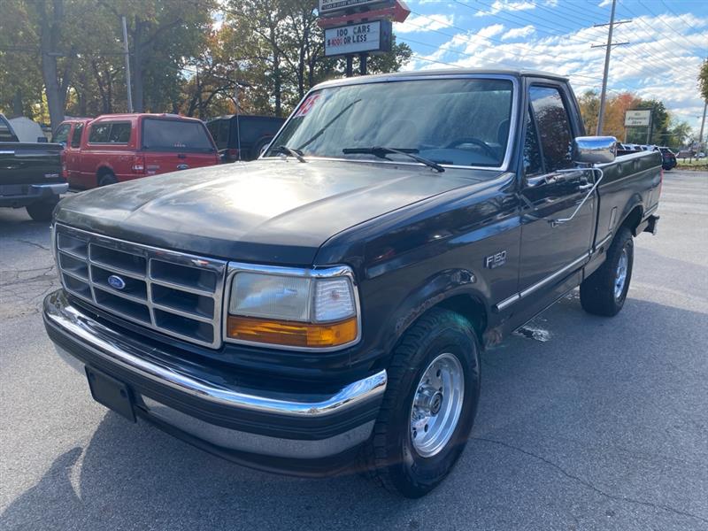 1995 Ford F-150 Special Reg. Cab Short Bed 2WD