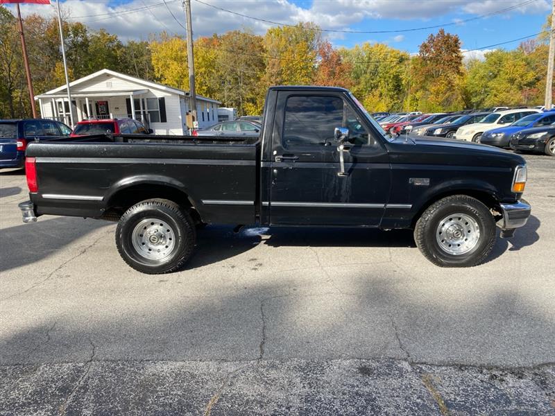 Ford F-150 Special Reg. Cab Short Bed 2WD 1995 Ford F-150 Special Reg. Cab Short Bed 2WD 1995