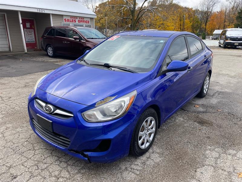 2012 Hyundai Accent GLS 4-Door