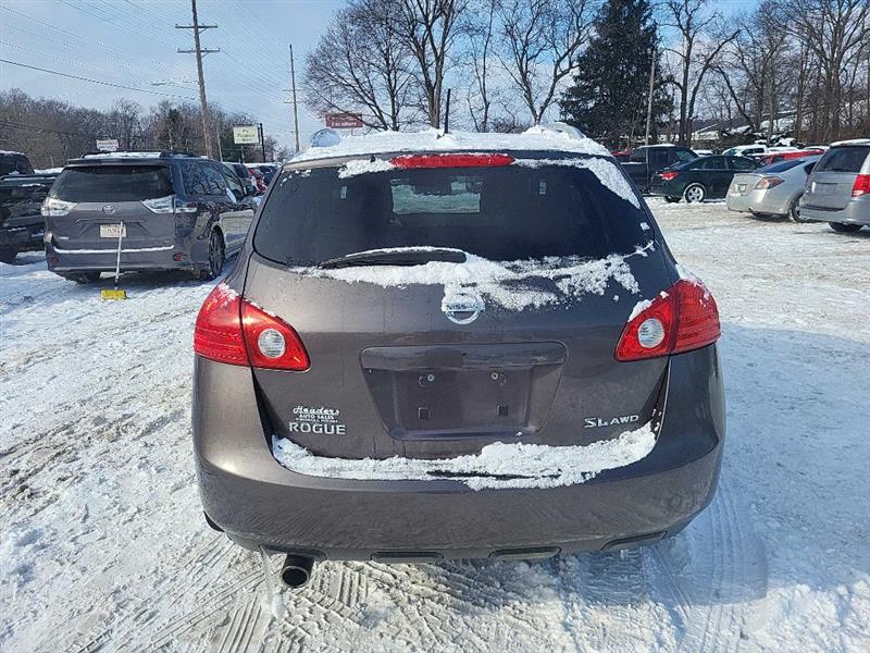 Nissan Rogue S AWD 2009