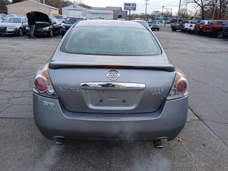 Nissan Altima 3.5 SE 2009