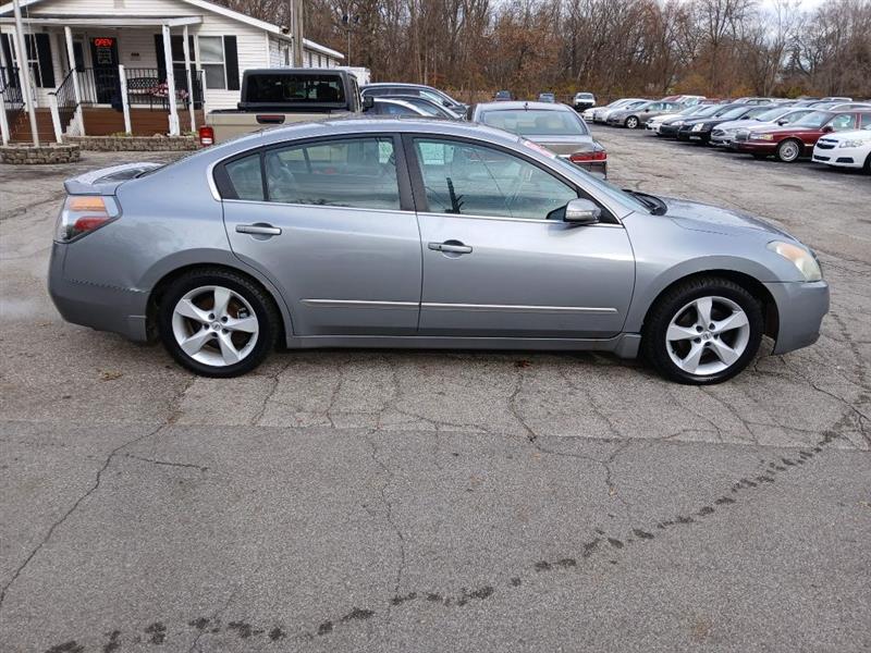 Nissan Altima 3.5 SE 2009