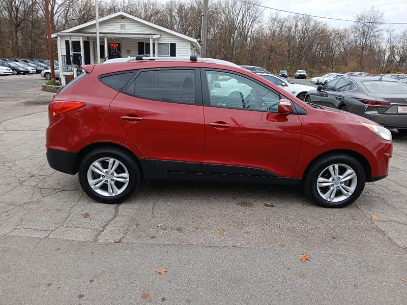 Hyundai Tucson GL Auto FWD 2012