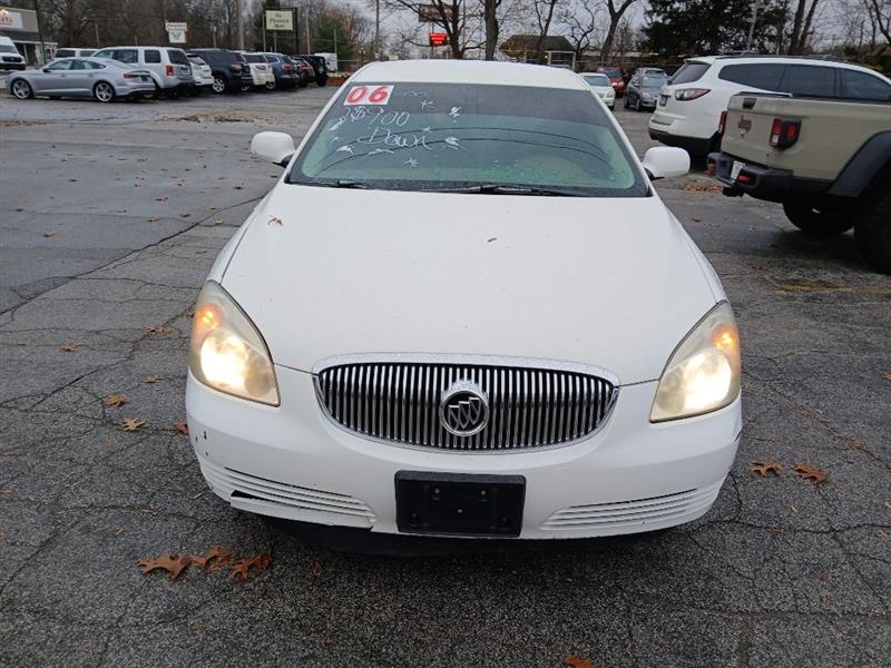 Buick Lucerne CX 2006